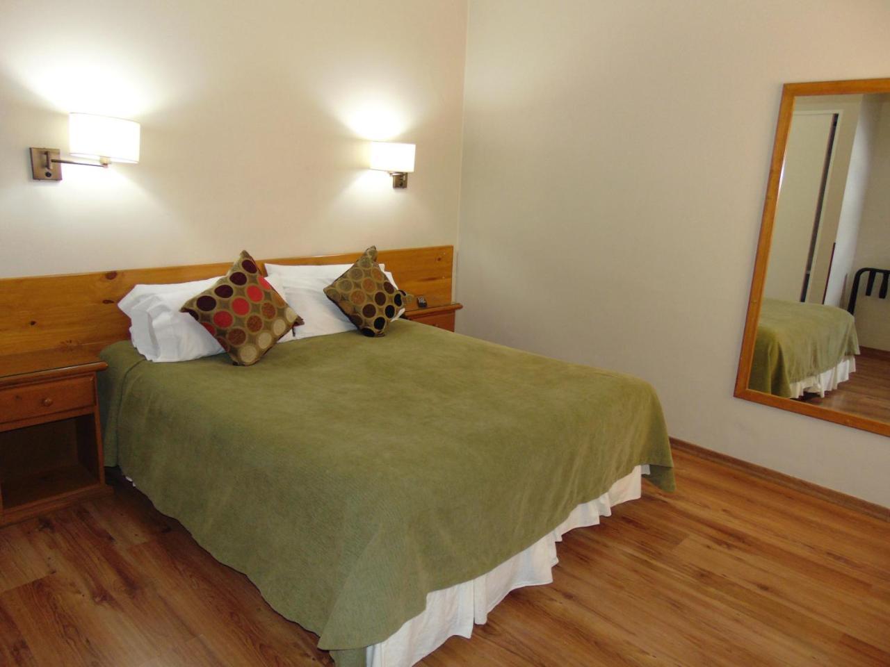 Patagonia Suites Trelew Eksteriør bilde